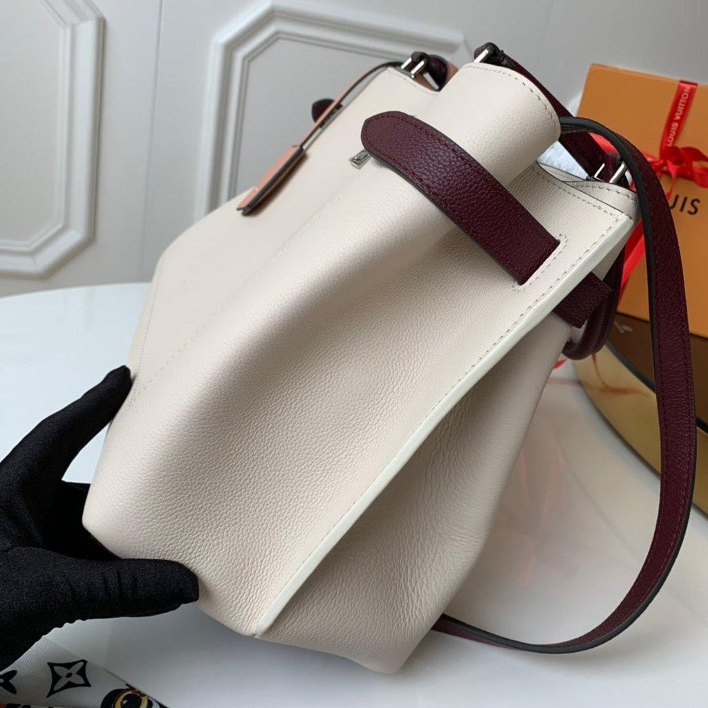 Louis Vuitton Lockme Day Bag