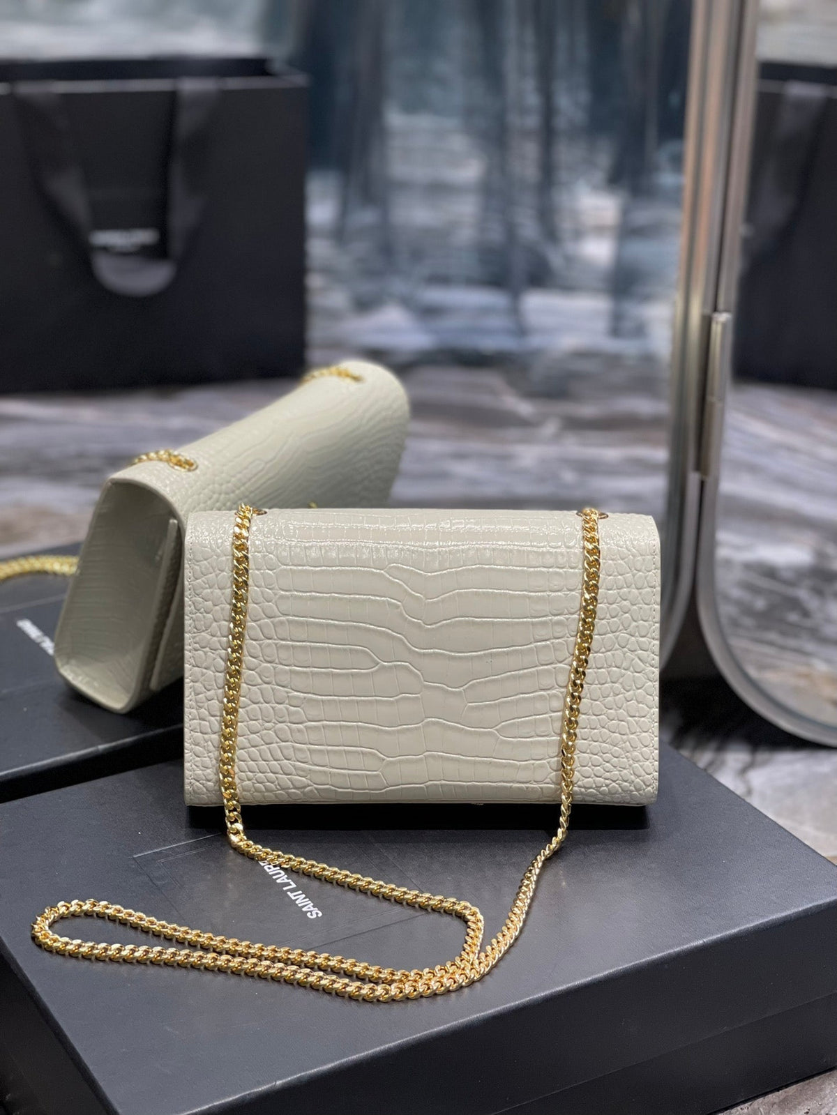 YSL Kate 24cm Shoulder Bag - White