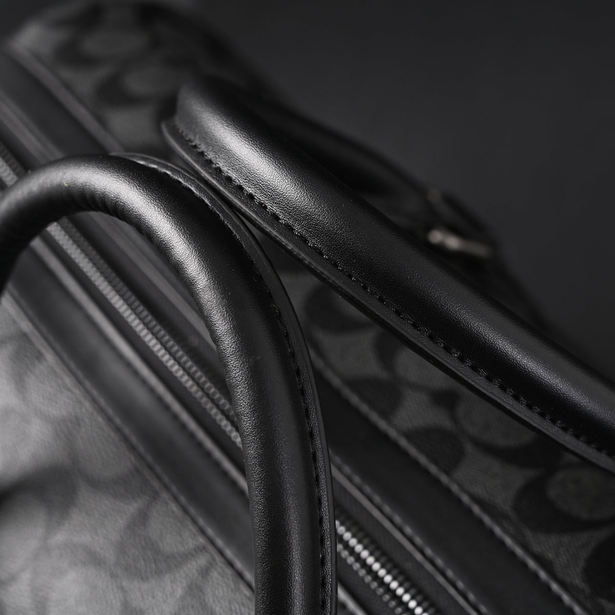 Louis Vuitton Keepall Bandoulière 50 – Damier Graphite Canvas Travel Bag - Grey/Black Checkered Pattern