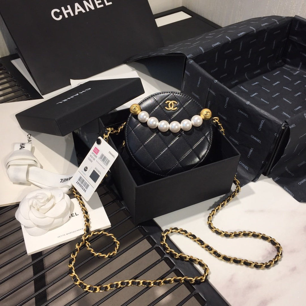 Chanel Pearl Round Clutch with Chain - Black