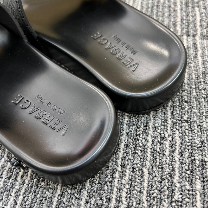 YVS7 Unisex Leather Slippers