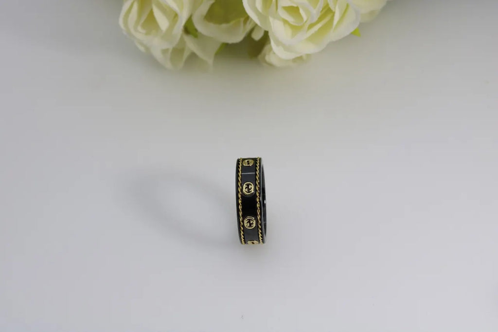 gold Gucci Black Ceramic Ring - Hình 9