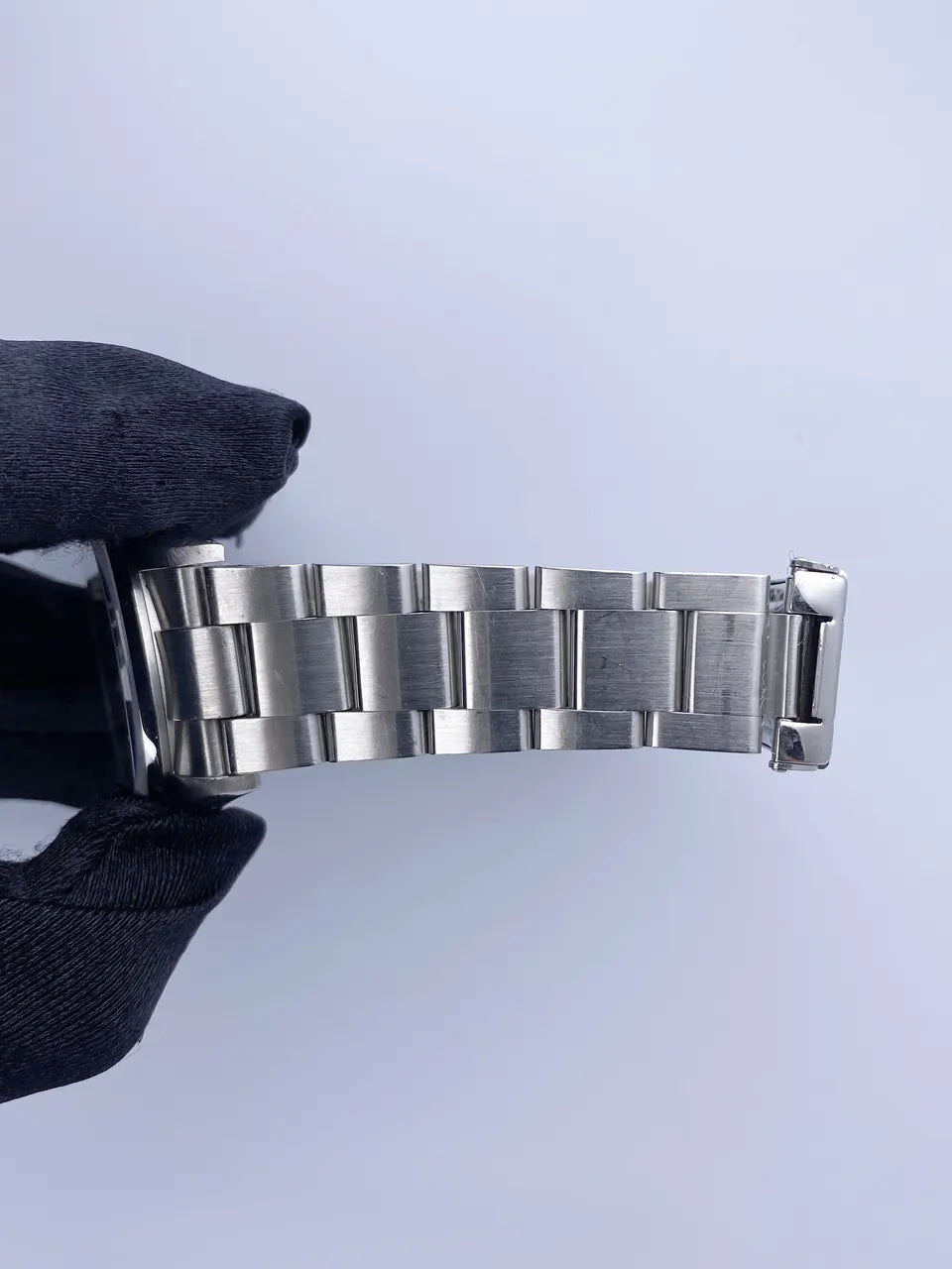 Rolex Explorer 214270 - Hình 8