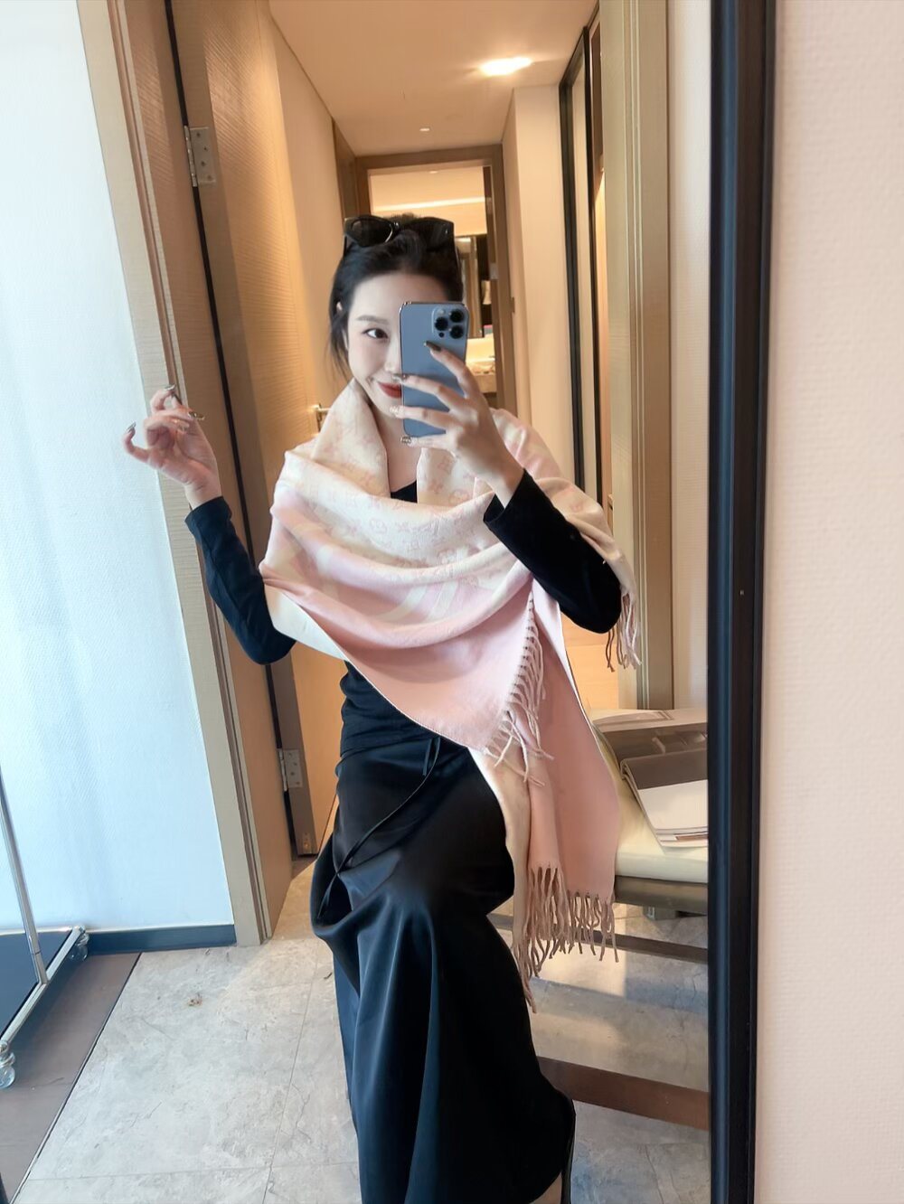 Louis Vuitton Infinity Dots Fringe Shawl — hero